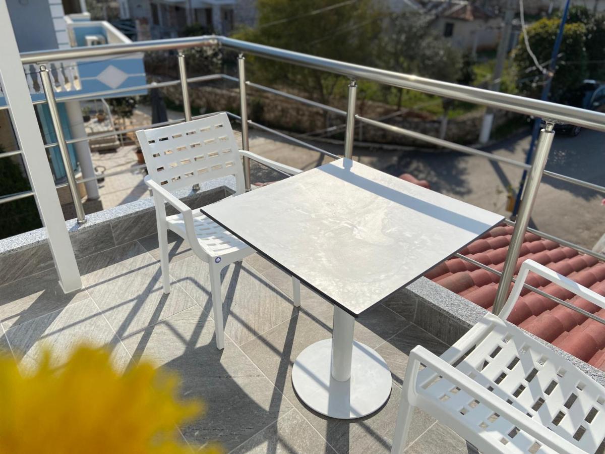 Villa Center Ksamil Bagian luar foto