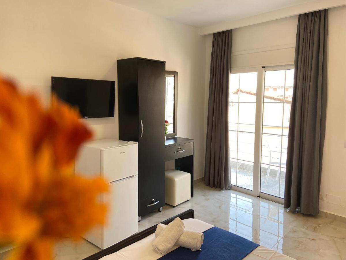 Villa Center Ksamil Bagian luar foto