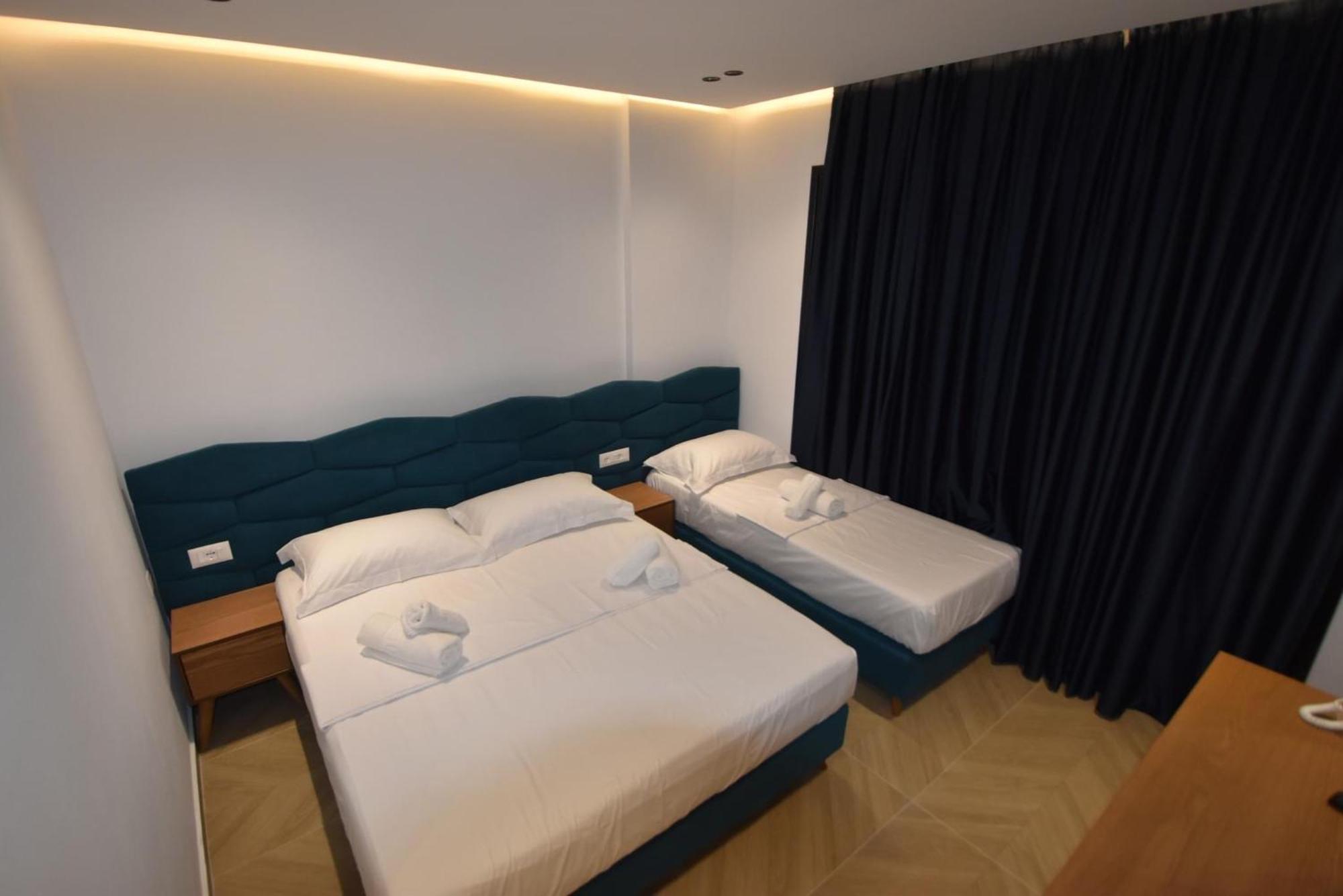Villa Center Ksamil Bagian luar foto